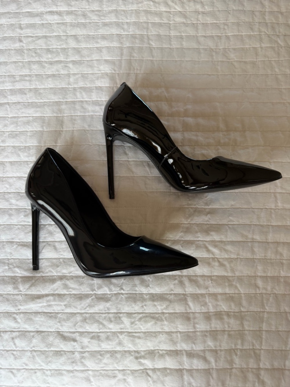 Steve Madden Women's Black Patent Pointed-Toe Pumps 7 - Picture 2 of 6